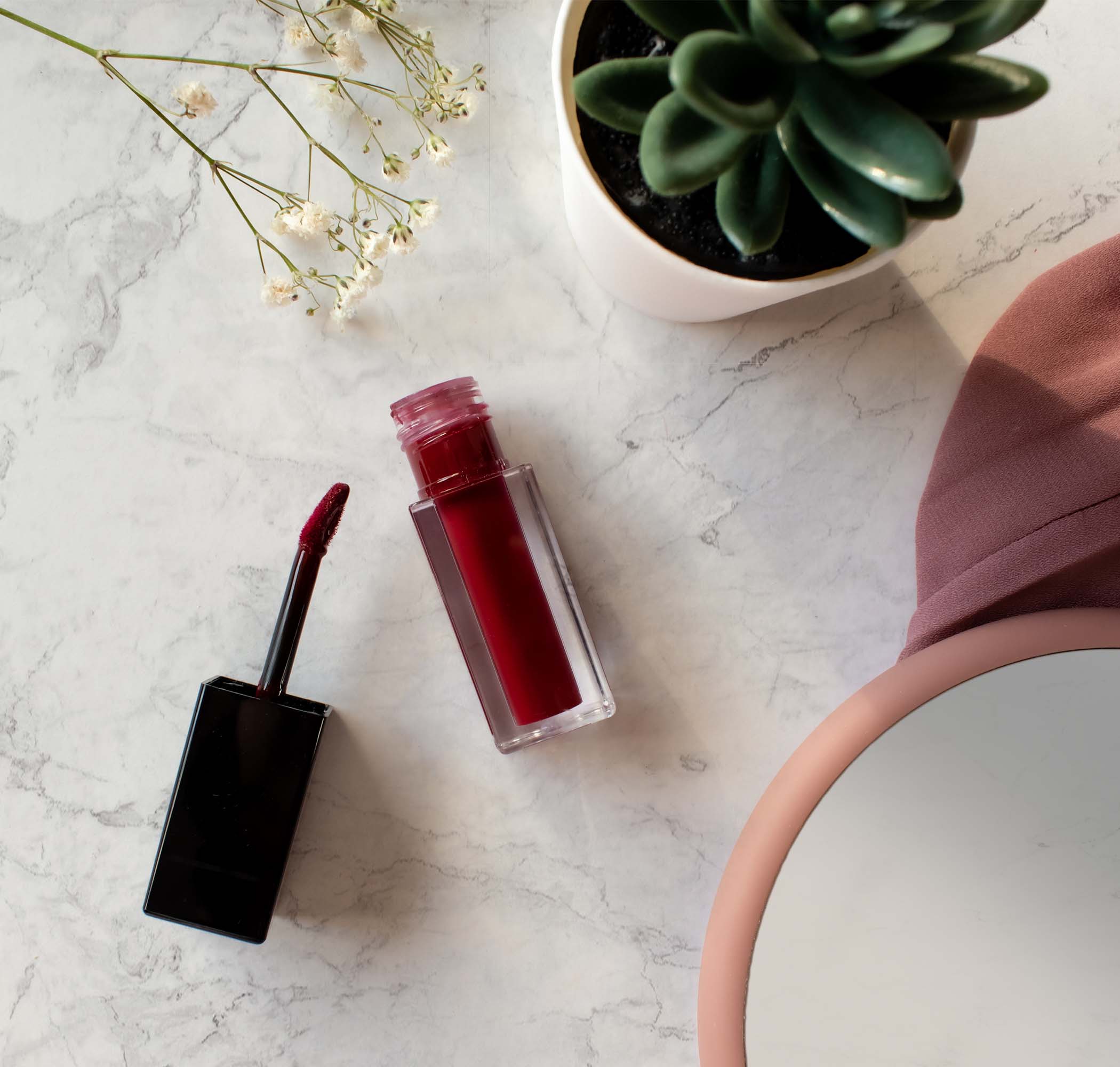 Matte Lip Stain - Deep Burgundy - Évienne